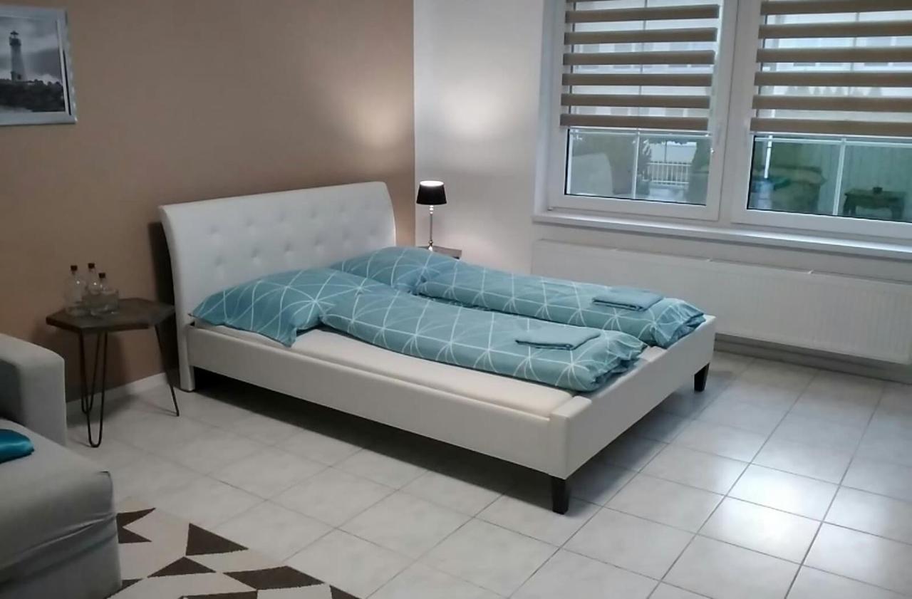 Slnecny Apartmanovy Dom Oslany Zewnętrze zdjęcie