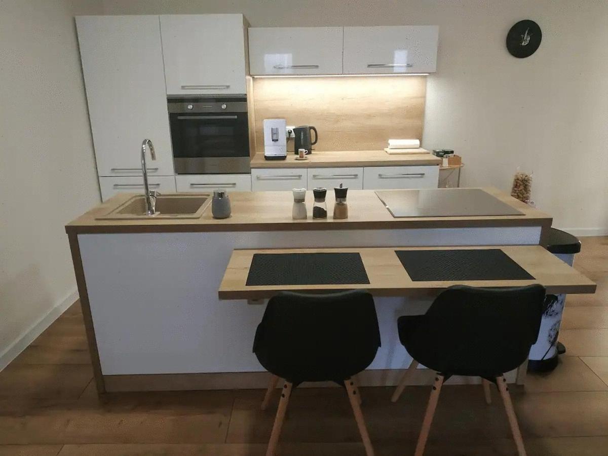 Slnecny Apartmanovy Dom Oslany Zewnętrze zdjęcie